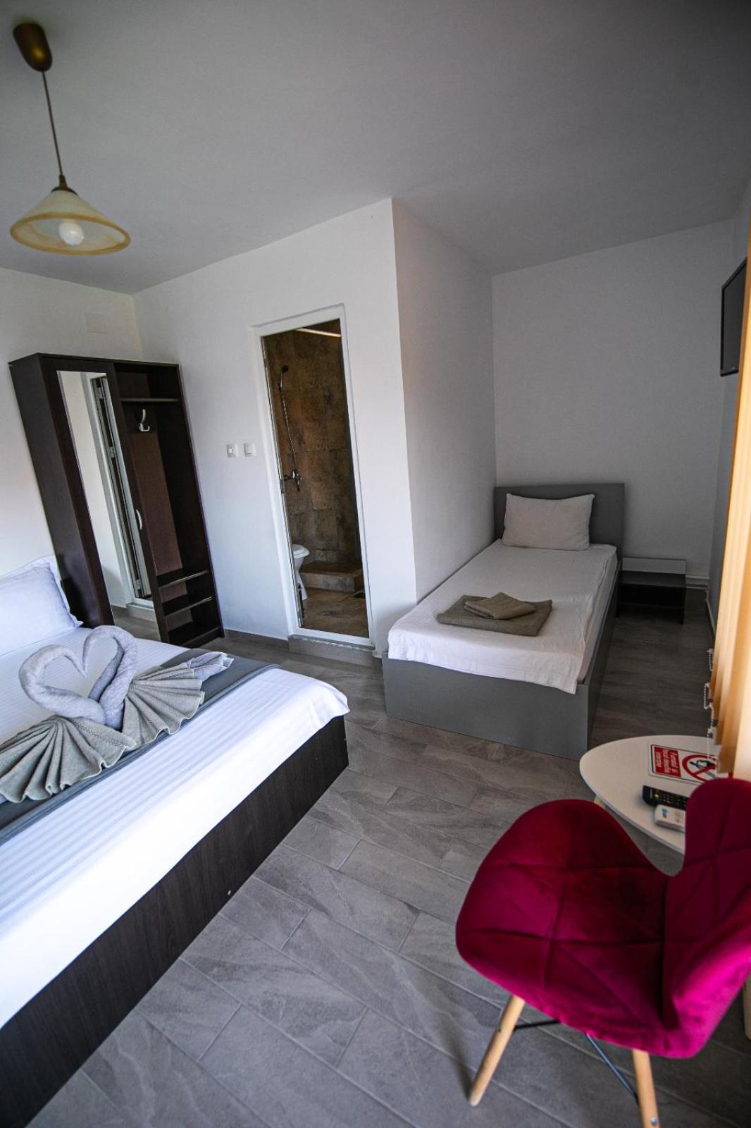 Casa Jessi Hotell Două Mai Eksteriør bilde