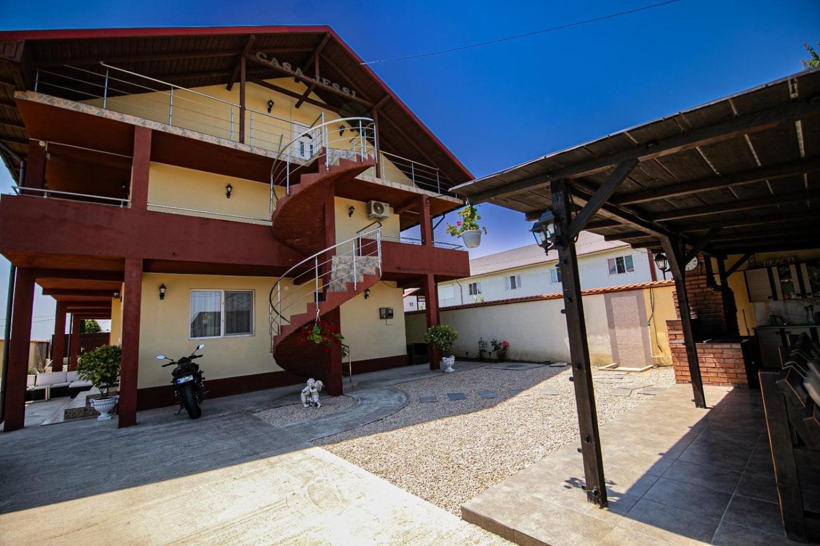 Casa Jessi Hotell Două Mai Eksteriør bilde